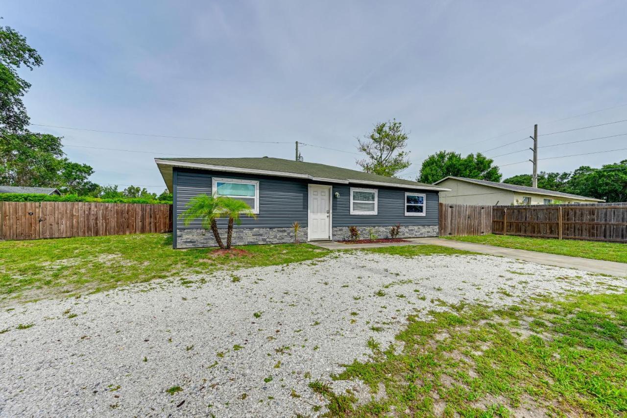 Dog-Friendly Home With Yard About 6 Miles To The Beach! Sarasota Exterior photo