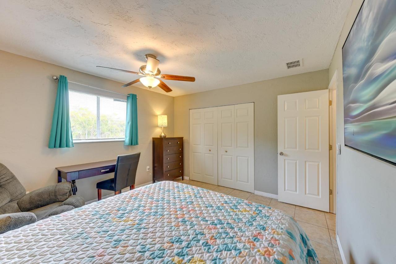 Dog-Friendly Home With Yard About 6 Miles To The Beach! Sarasota Exterior photo