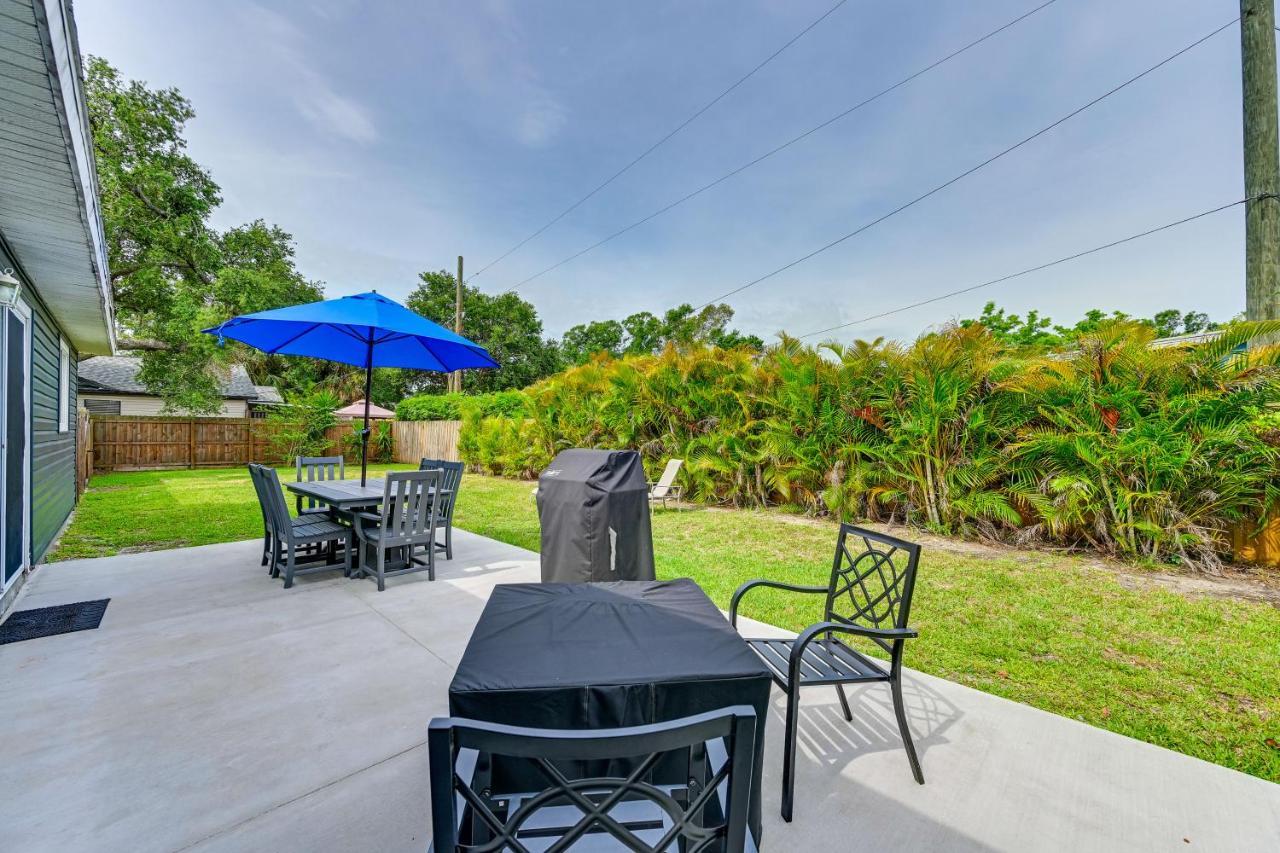 Dog-Friendly Home With Yard About 6 Miles To The Beach! Sarasota Exterior photo